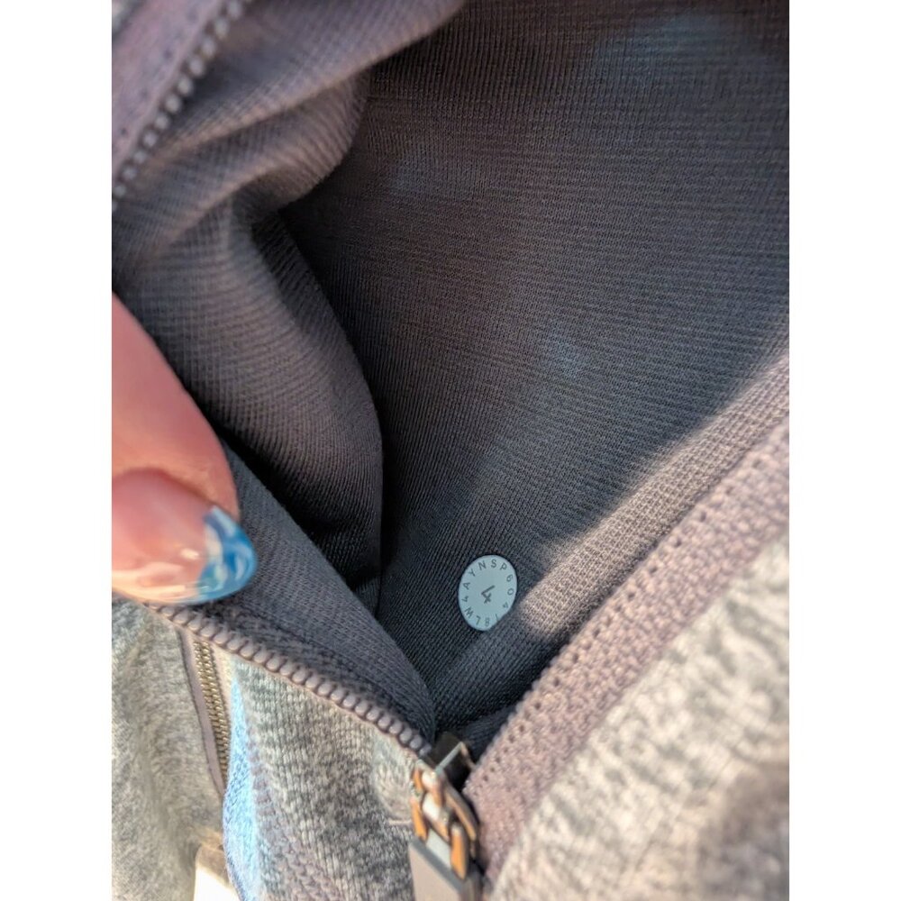 Lululemon Jacket Womens Size 4 Heathered Grey Full Zip Long Sleeve Mock Neck - Picture 6 of 8